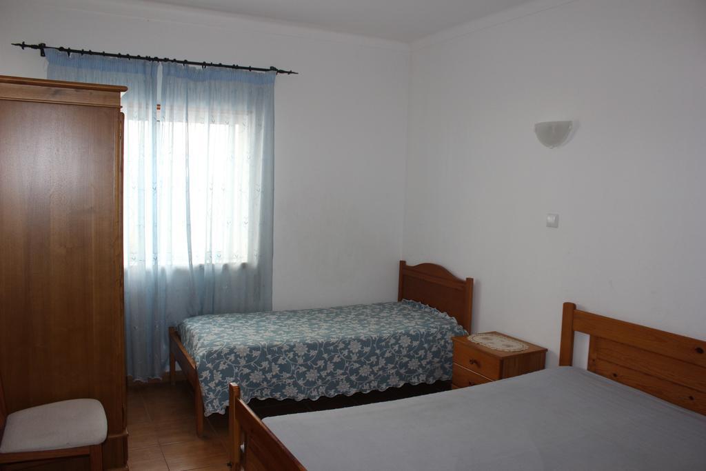 Hospedaria A Primorosa Nazaré Habitación foto